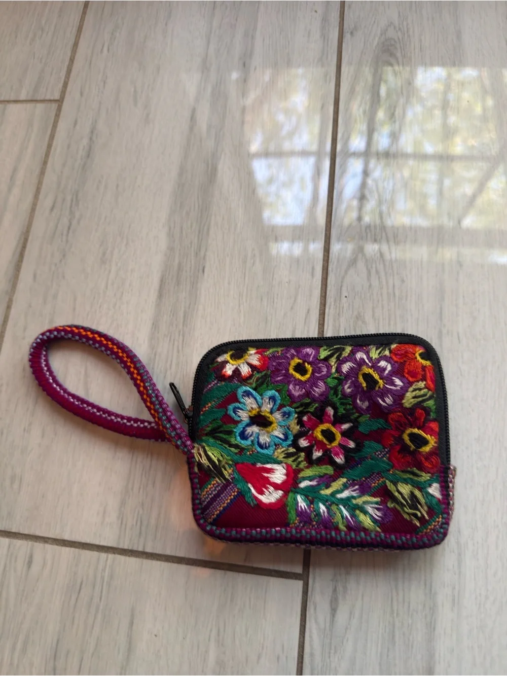Embroidered Floral Wristlet Wallet - Multicolor Guatemala 🇬🇹
